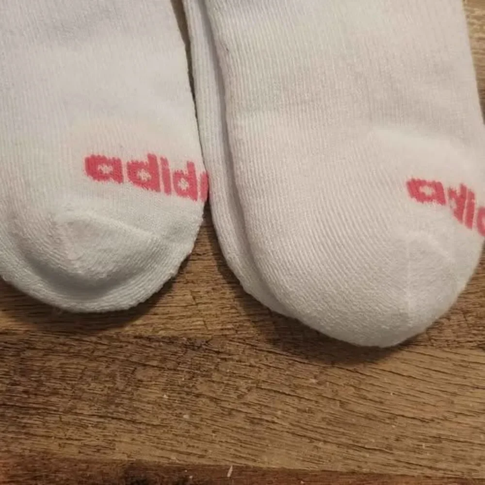 Adidas Women's NWOT Ankle Socks 2 Pair Med